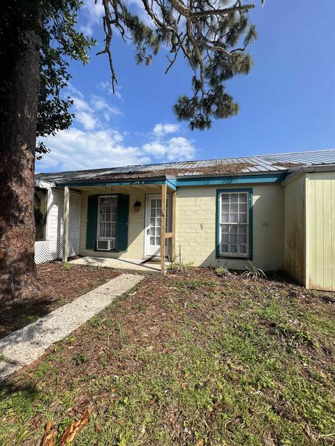 34 Warren Ave # -6, Lanark Village, FL 32323