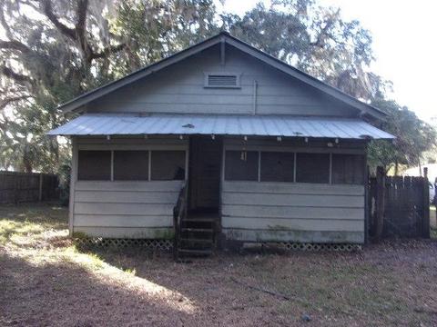 218 N Orange St, Perry, FL 32347 photo 10