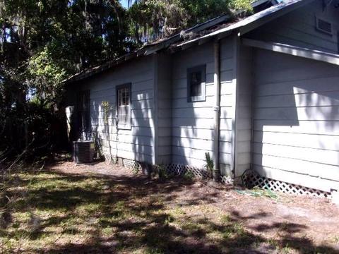 218 N Orange St, Perry, FL 32347 photo 12