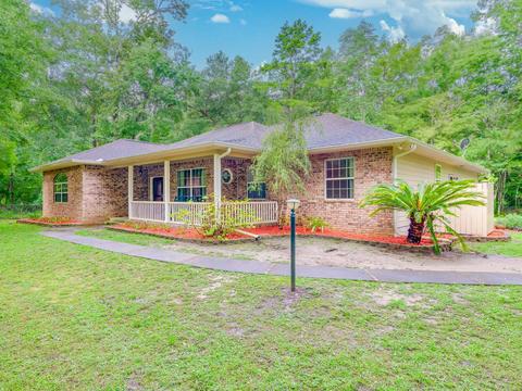 402 River Plantation Rd, Crawfordville, FL 32327