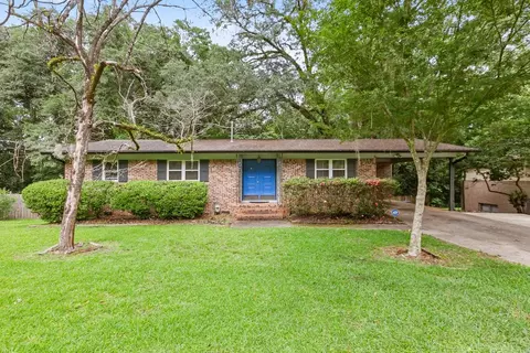 1113 Rosewood Dr, Tallahassee, FL 32301