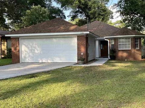 1121 Victory Garden Dr, Tallahassee, FL 32301