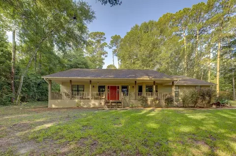 1564 Tallavana Trl, Havana, FL 32333