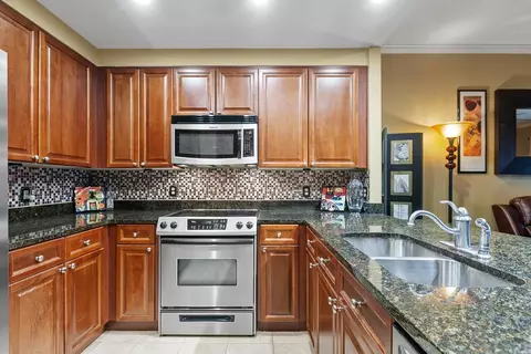 121 N Monroe St Unit 9002 #9002, Tallahassee, FL 32301