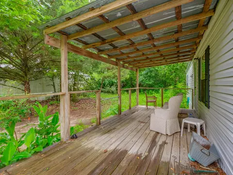 44 Maxson Rd, Crawfordville, FL 32327