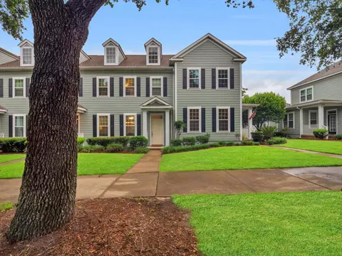 3985 Four Oaks Blvd, Tallahassee, FL 32311