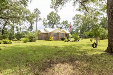 310 NE Dusty Miller Ave, Madison, FL 32340