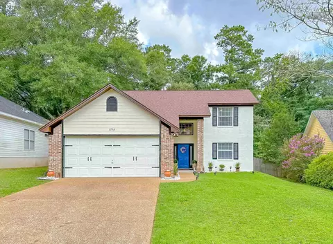 1756 Riverbirch Holw, Tallahassee, FL 32308