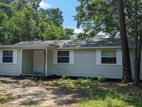 1747 Pepper Dr, Tallahassee, FL 32304