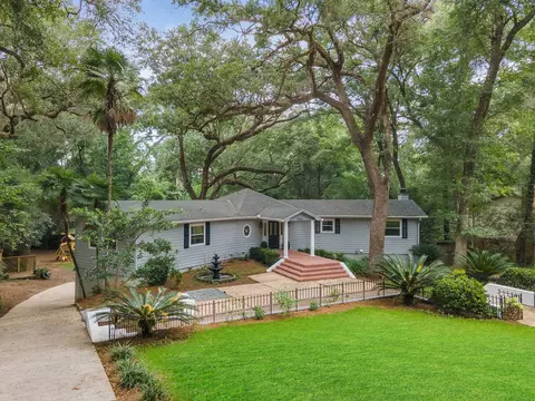 3920 Leane Dr, Tallahassee, FL 32309