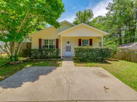 3075 Reed Ln, Tallahassee, FL 32301