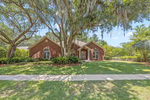 1228 E Conservancy Dr, Tallahassee, FL 32312