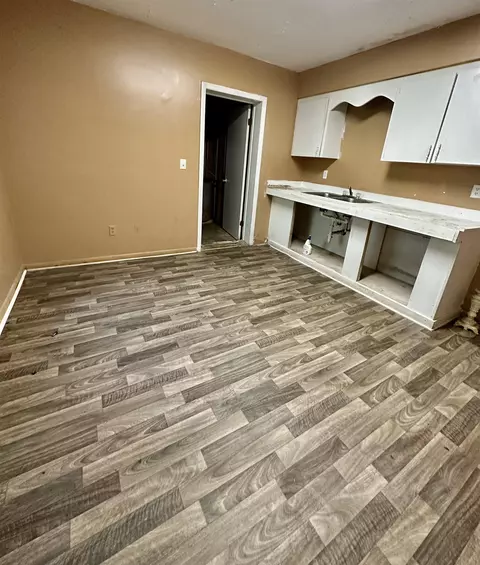 812 E Green St, Perry, FL 32347 photo 7