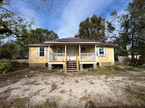 212 Colson St, Perry, FL 32348 photo 4