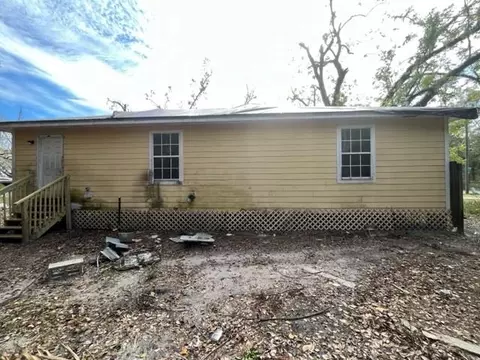 212 Colson St, Perry, FL 32348 photo 8
