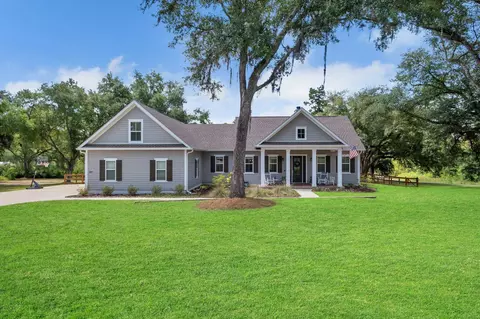 819 Pine Bluff Trl, Tallahassee, FL 32312