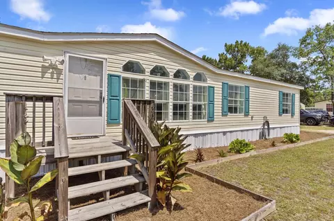 300 Wild Turkey Ln, Quincy, FL 32351