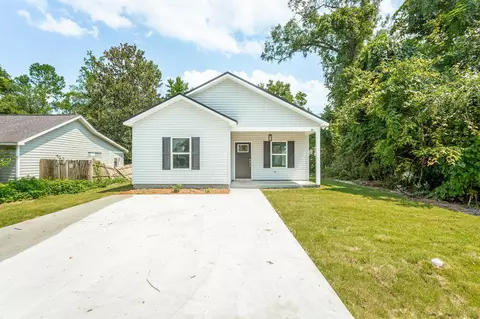 18 Chinook Trl, Crawfordville, FL 32327