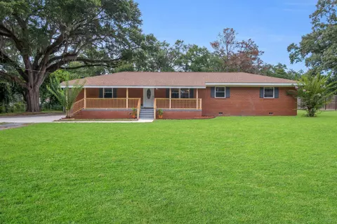 1900 Katherine Speed Dr, Tallahassee, FL 32303