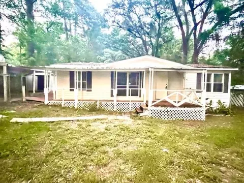 3094 Adkins Forest Ln, Tallahassee, FL 32301