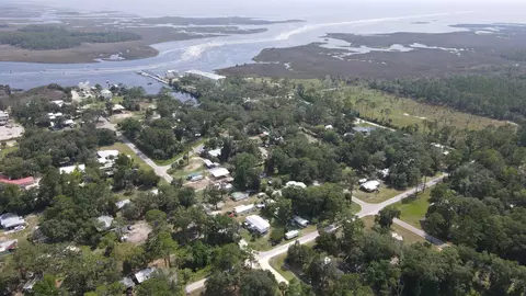 406 NW Stephens St, Steinhatchee, FL 32359 photo 3