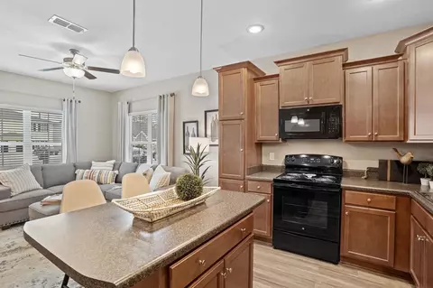 2261 Del Carmel Way #1202, Tallahassee, FL 32303