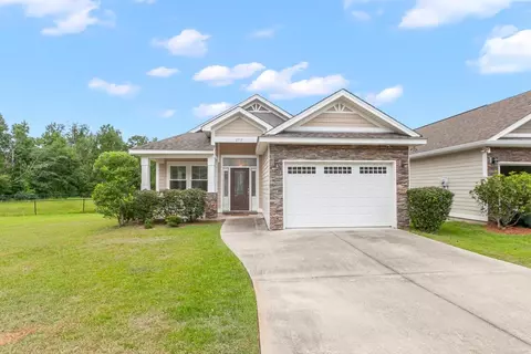 2715 Summer Meadow Dr, Tallahassee, FL 32303