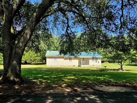 872 SE Bisbee Loop, Madison, FL 32340