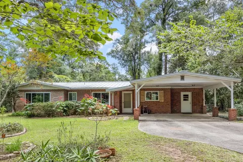 1925 Atapha Nene, Tallahassee, FL 32301