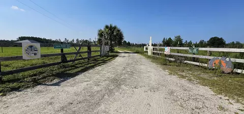 239 SE Pow Wow St, Lee, FL 32059