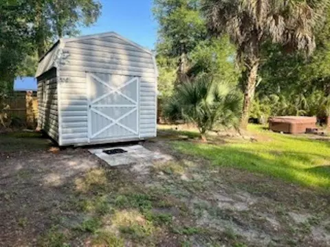 1121 N Quincy St, Perry, FL 32347 photo 10