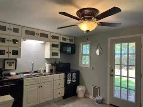 1121 N Quincy St, Perry, FL 32347 photo 15
