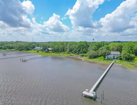 2606 Us Hwy 98, Carrabelle, FL 32322