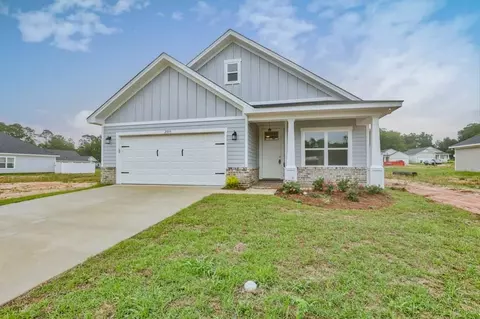 5750 Flowerbrook Cir, Tallahassee, FL 32303
