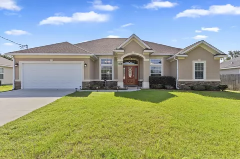 1285 Rustling Pines Blvd, Midway, FL 32343