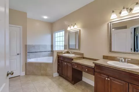 1285 Rustling Pines Blvd, Midway, FL 32343 photo 24