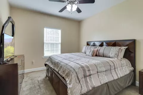 1285 Rustling Pines Blvd, Midway, FL 32343 photo 27