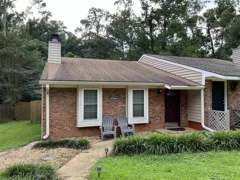 220 Whetherbine Way W, Tallahassee, FL 32301