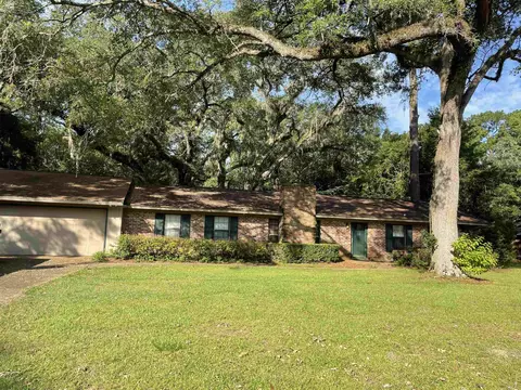 2217 Woodbine Dr, Tallahassee, FL 32309
