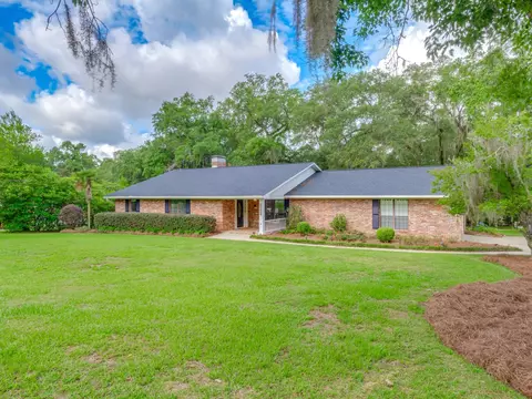 2143 Orleans Dr, Tallahassee, FL 32308