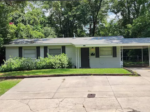 1634 Airport Dr, Tallahassee, FL 32304