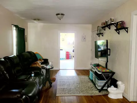 306 N Orange St, Perry, FL 32347 photo 6