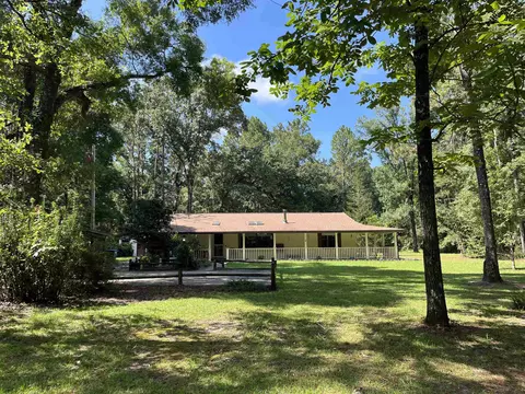 326 Emerald Acres Dr, Crawfordville, FL 32327