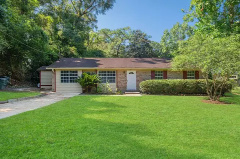1607 Sequoia Dr, Tallahassee, FL 32301