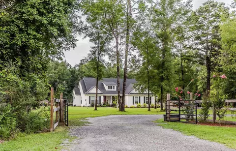1851 Wakulla Arran Rd, Crawfordville, FL 32327