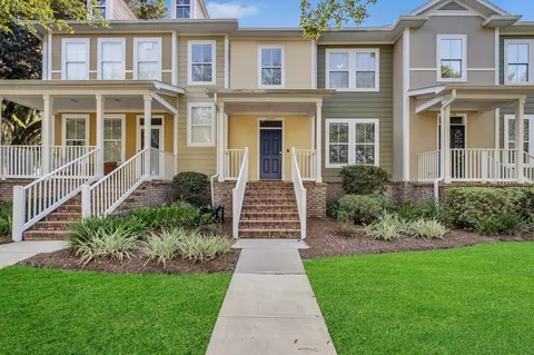 4194 Four Oaks Blvd, Tallahassee, FL 32311