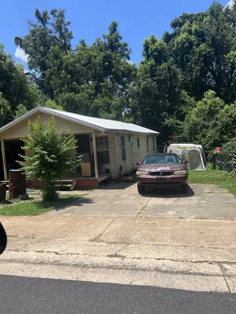 2318 Saxon St #1 & 2, Tallahassee, FL 32310