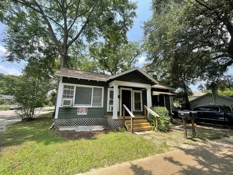 1400 N Ml King Jr Blvd #1400 & 1402, Tallahassee, FL 32303