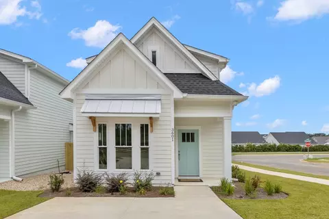 3692 Meadow Vista Ln, Tallahassee, FL 32308