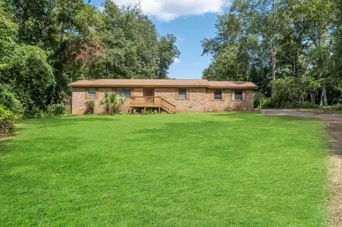 6325 Thomasville Rd, Tallahassee, FL 32312